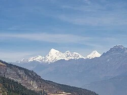 jomolhari from chele la