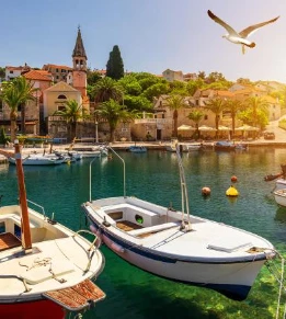 Discover the Croatian Islands from Dubrovnik to Split