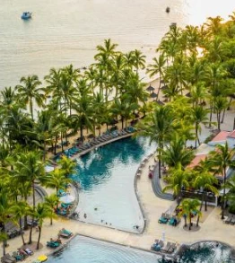 Mauricia Beachcomber Resort & Spa
