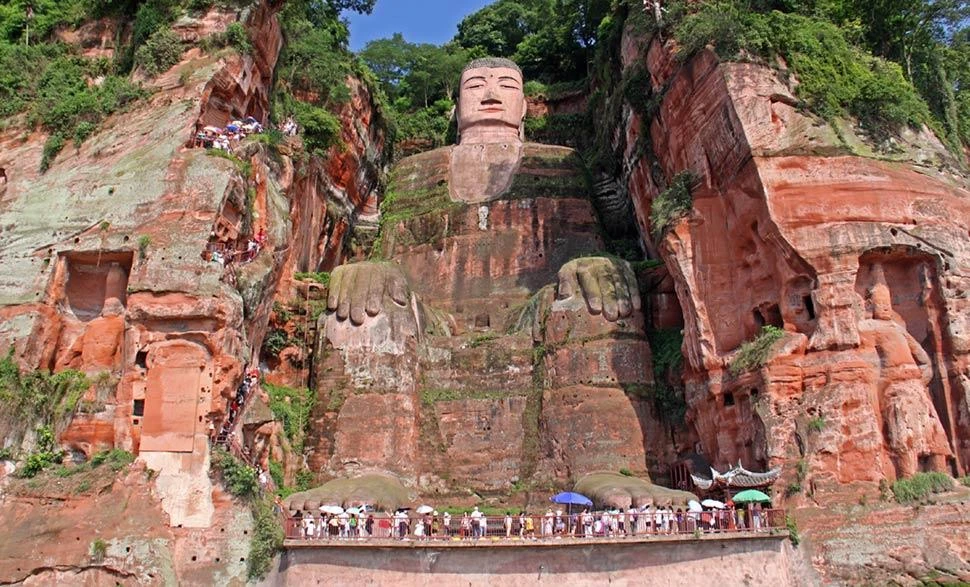 Chongqing 5D4N – Leshan Giant Buddha & Magic City Tour